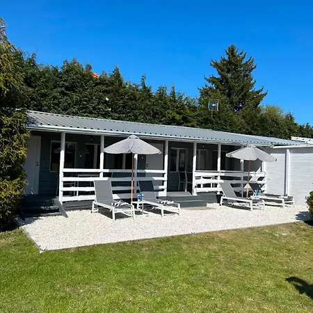 Baltichomesztutowo Morski Ferienhaus *